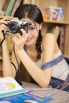 小岛みなみ
